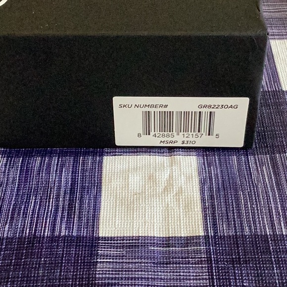 Watch - Picture 2 of 4